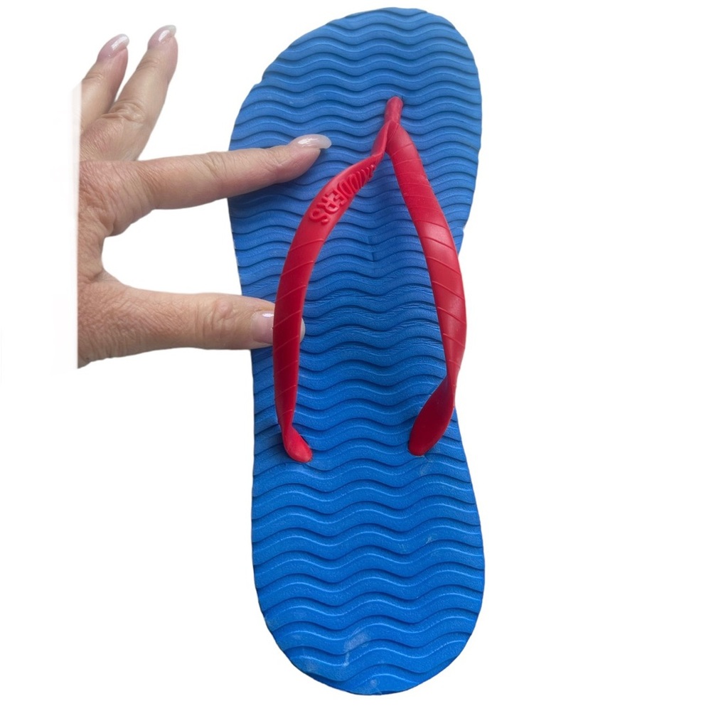 ๐ต 3/ $15 - Skidders Portable Flip Flops in Blue - Picture 2 of 12
